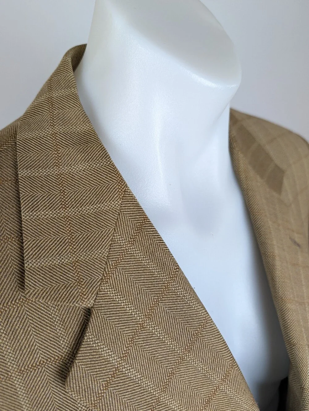 Barcelino x Marco Azzali Virgin Wool Sport Jacket in Soft Tan Herringbone